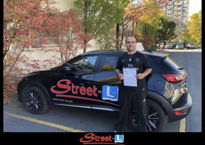 VINCENT Permis-réussi-Street-L-auto-école-permis-de-conduire-école-de-conduite-Riddes-Valais-chablais-valaisan-vaudois-Antonino-Vadalà-photo