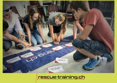 Rescue-training école de secourisme idem samaritains sauveteur permis de conduire entreprises BLS AED petite enfance Valais Lucien Cottier Street-L auto-école Riddes