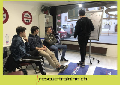 Rescue-training école de secourisme idem samaritains sauveteur permis de conduire entreprises BLS AED petite enfance Valais Lucien Cottier Street-L auto-école Riddes