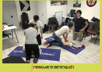 Rescue-training école de secourisme idem samaritains sauveteur permis de conduire entreprises BLS AED petite enfance Valais Lucien Cottier Street-L auto-école Riddes