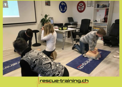 Rescue-training école de secourisme idem samaritains sauveteur permis de conduire entreprises BLS AED petite enfance Valais Lucien Cottier Street-L auto-école Riddes