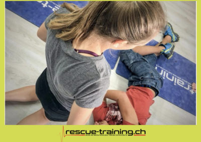Rescue-training école de secourisme idem samaritains sauveteur permis de conduire entreprises BLS AED petite enfance Valais Lucien Cottier Street-L auto-école Riddes