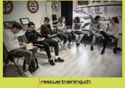 Rescue-training école de secourisme idem samaritains sauveteur permis de conduire entreprises BLS AED petite enfance Valais Lucien Cottier Street-L auto-école Riddes