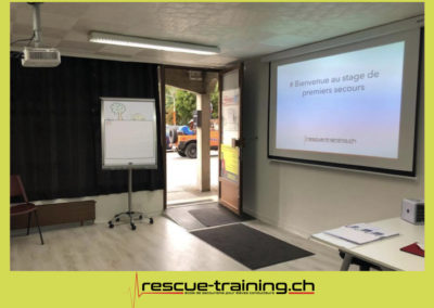 Rescue-training école de secourisme idem samaritains sauveteur permis de conduire entreprises BLS AED petite enfance Valais Lucien Cottier Street-L auto-école Riddes